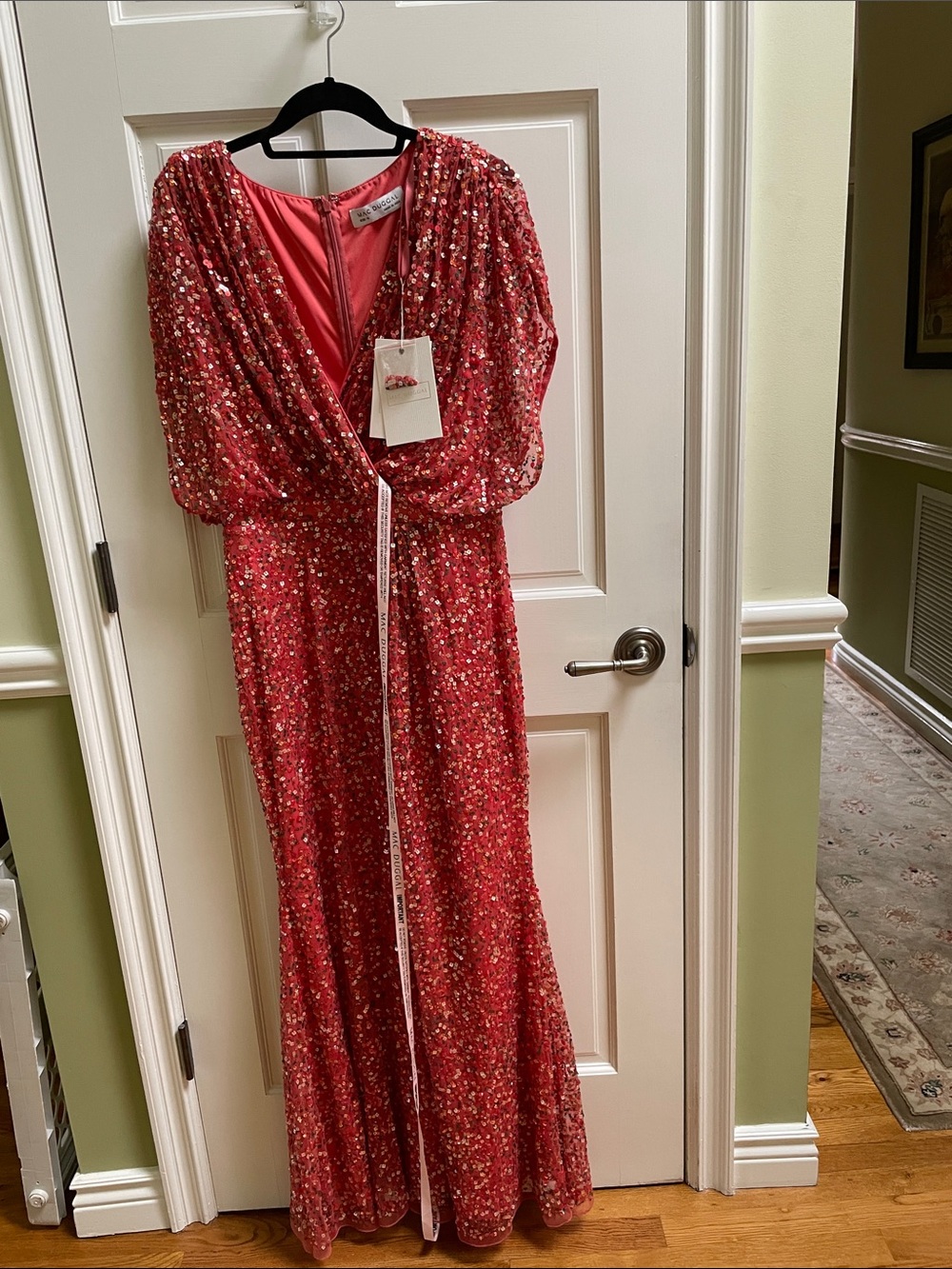 Mac Duggal Stunning Sequined Draped Sleeve Evening Gown NWT Size 10